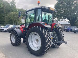 Tracteur d'occasion Machines agricoles Tracteur Massey Ferguson 5713M à vendre - Product Image 3