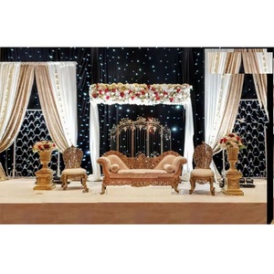 Maravillosa decoración de escenario con paredes de velas Escenario DE BODA asiático Paredes de velas metálicas Diseñador Boda Vela Paredes Decoración de escenario - Product Image 1