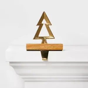 Porte-bas suspendu Design Triangle doré Accessoires de fête de Noël pour la maison Meilleur prix Porte-bas Forme de maison - Product Image 1
