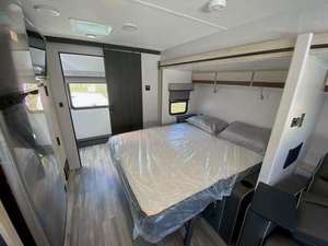 Autocaravana de Lujo, Remolque Camper de Aleación de Aluminio, Remolque de Viaje para Exteriores, Entrega Rápida - Product Image 3