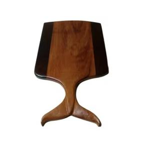 Tablas de cortar de madera hechas a mano, elegantes, duraderas y hechas de madera dura sostenible de alta calidad con una exquisita estructura - Product Image 1