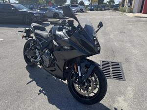 Motocicleta GSX-8R 2025 - Product Image 2