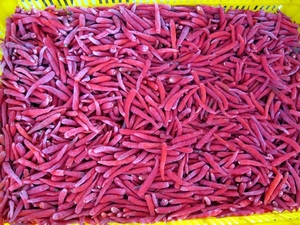 Chili rouge congelé de qualité supérieure IQF nettoyé et sans tige - Product Image 2