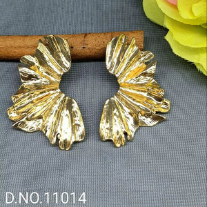 Boucle d'oreille antique dorée SKU 11014 - Product Image 2