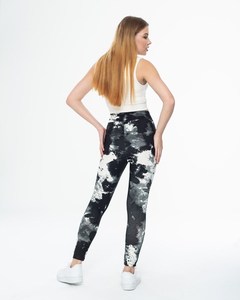 Leggings de yoga cómodos con cintura elástica para mujer, para gimnasio de yoga y ropa informal diaria con tela elástica suave y diseño elegante - Product Image 3