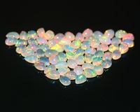 Opale naturelle éthiopienne de qualité supérieure, multicolore, 64 pièces, 5x7 mm, cabochon poire calibré, pierres brutes, certifiées par un tiers pour