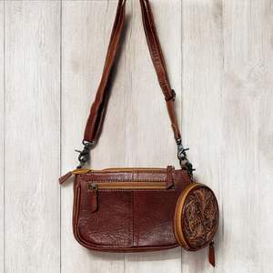 กระเป๋าคลัทช์หนังวัวแท้คุณภาพสูงสไตล์โบฮีเมียนวินเทจสำหรับผู้หญิง งานแฮนด์เมด ตกแต่งลวดลายแบบตะวันตก พร้อมซิปกันน้ำ - Product Image 2