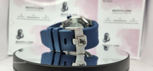 La marca más vendida Iced Out Moissanite Watch Hip Hop Bust Down Chrono Watch para hombres Cinturón de goma Precio al por mayor y entrega gratuita - Product Image 4