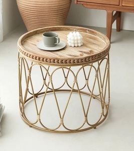 Nouvelle table en rotin design pour les maisons modernes minimalistes avec une esthétique élégante et des détails artisanaux faits à la main durables - Product Image 1