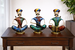 Juego de 3 Figuras Tradicionales Rajasthani Chowkidars, Decoración de Mesa de Hierro Hecha a Mano, Adorno Cultural para el Hogar y Regalo Festivo - Product Image 2