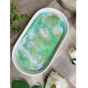 Elegante Bandeja de Resina para Servir Comida, Jugos y Pasteles, para Decoración del Hogar y Hoteles - Product Image 2