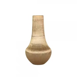 Conteneur à tige en métal sophistiqué pour un charme intérieur élégant et une composition florale époustouflante - Product Image 2