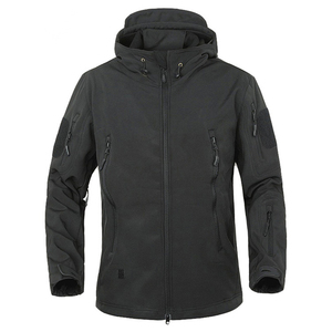 Design unique et confort doux Chasse en plein air Randonnée Vestes noires personnalisées pour hommes Veste softshell tactique imperméable - Product Image 1