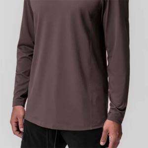 Chemise d'entraînement légère pour homme évacuant l'humidité-parfaite pour les entraînements de haute intensité et les vêtements actifs toute la journée - Product Image 2