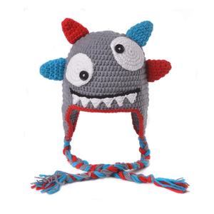 Bonnet à oreilles de monstre rayé en crochet personnalisé EFANBEANIE avec tresses – Chapeaux de créateur personnalisés – Bonnet tricoté Hiver 2025 - Product Image 4