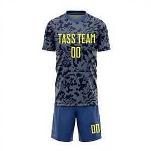 Uniformes de Fútbol Personalizados de Alta Calidad con Logotipo, 100% Poliéster Reflectante, Ligeros, de Secado Rápido y Transpirables, Cuello en V, para Hombre - Product Image 1