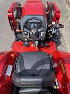 Massey Ferguson E Series 1840E Tractor de ruedas usado - Product Image 6