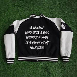 แจ็กเก็ตเบสบอลทีมโรงเรียนวินเทจสำหรับผู้ชาย2025แจ็คเก็ตหนังขนแกะคุณภาพสูงสำหรับใส่เรียนมหาวิทยาลัย - Product Image 4