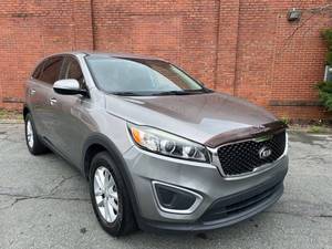 Precio bajo, Kia Sorento L 2017 usado en venta - Product Image 1