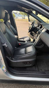 รถยนต์มือสองคุณภาพดีราคาประหยัด ปี 2016 แลนด์โรเวอร์ ดิสคัฟเวอรี่ สปอร์ต เอชเอสอี พวงมาลัยซ้าย - Product Image 4