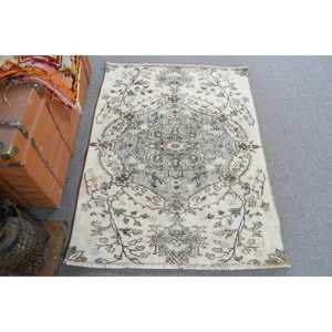 พรมตุรกีโบราณขนาดเล็ก 3.1x4.2 ฟุต สีเขียว-น้ำตาล ลายอิคัต - Product Image 1