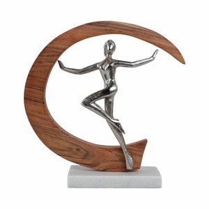 Objeto de mesa de escultura de alta calidad de moda Premium, pieza de declaración creativa para estante de escritorio de oficina o mesa - Product Image 1