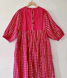 เดรสมิดิพิมพ์ลายบล็อกเดรสมินิเดรสพิมพ์ลายตารางคอลึกพร้อมเชือกรัด - Product Image 1