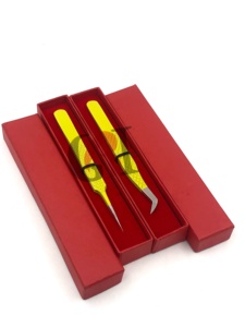 Pince à épiler professionnelle pour extensions de cils en acier inoxydable, revêtement en poudre jaune de haute qualité, pointe dentelée antistatique, longueur 10 mm - Product Image 3
