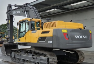 Excavadora VOL-VO EC350DL 2018 con Motor Volvo Penta, Bomba HYDAC y Cilindro HAWE, 1000 Toneladas, Capacidad de Cucharón de 3m - Product Image 2