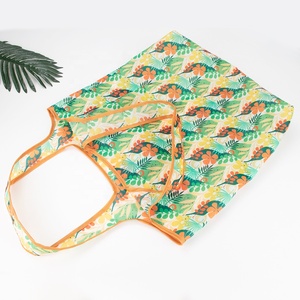 Sac de courses pliable avec poignée en fibre de polyester, taille et motif personnalisables, origine Vietnam, pour les magasins et les supermarchés - Product Image 4