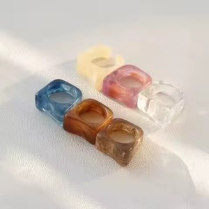 Servilleteros de resina artesanal de primera calidad con paleta de colores moderna para temas formales de mesa de fiesta y buena comida - Product Image 3