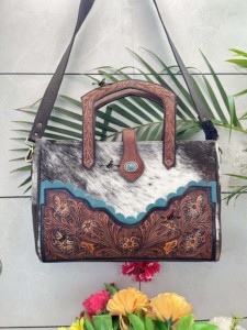 Bolso tallado a mano de diseñador, bolso de mano de cuero de vaca real, bolsos bohemios, bolsos de nuevo diseño para uso de mujer - Product Image 3