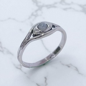 แหวนเงินแท้ 925 ประดับลาบราดอไรต์ธรรมชาติคุณภาพสูง สไตล์โบโฮ ประกายสีฟ้า สวยงาม - Product Image 3