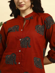 Ensemble Kurti et Palazzo en coton floral de qualité supérieure pour femmes |   Vêtements ethniques décontractés d'été avec décoration fendue |   Tissu respirant - Product Image 5