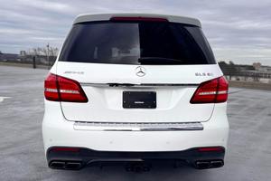 Mercedes-AMG GLS 63 d'occasion haut de gamme, modèle 2018, V8 biturbo de 577 ch - Product Image 2