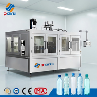 Ligne de production automatique de remplissage d'eau minérale et d'eau pure, machine de rinçage, de remplissage et de bouchage de bouteilles PET