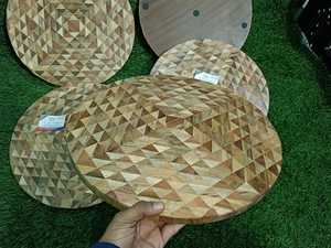 Juego de tablas de cortar de madera de acacia hechas a mano, bloque de cuchillos con incrustaciones de resina de 14x14 para cocina moderna y servicio de comida - Product Image 3