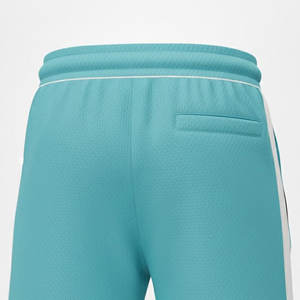 Shorts en maille minimalistes conçus pour la sérigraphie et la broderie personnalisées avec une texture de surface lisse et de haute qualité - Product Image 4