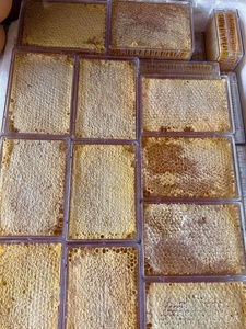 Pastel de panal de flores naturales 100%, delicioso postre rico, Crudo y listo para saborear con sabor a Vietnam - Product Image 5