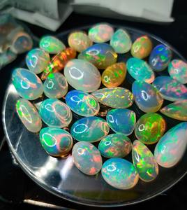 Cabochon d'opale éthiopienne naturelle de qualité supérieure Multi opale de feu pierres précieuses Cabochon d'opale de feu mélange Lot pour la fabrication de bijoux bague collier - Product Image 2