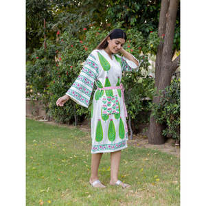 Bata de Baño de Algodón Swara para Mujer - Camisón Transpirable con Estampado Sólido para el Hogar - Product Image 2