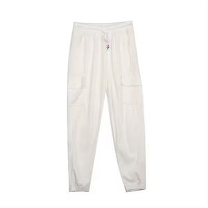Custom Women's Sport Cargo Joggers: Pantalones deportivos informales con detalle de encaje y logotipo - Product Image 1
