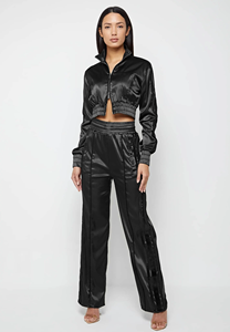 Chándal de satén de 2 piezas para mujer, ropa informal de manga larga, Tops cortos, chaqueta y pantalones, conjunto deportivo, trajes de chándal de seda con logotipo personalizado - Product Image 4