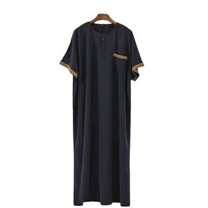 Haute qualité arabie Thobe hommes vêtements musulmans à manches courtes musulman vêtements islamiques amples poche poitrine personnalisée patch Thobe Jubbah - Product Image 3