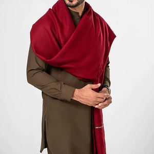 Fabricación Profesional de Chales para Hombre Hechos a Medida, Precio al por Mayor, Chales de Invierno Casuales para Hombre en Venta - Product Image 5