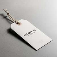 Étiquette suspendue de luxe en papier kraft imperméable et écologique, gaufrée/découpée, avec logo personnalisé pour vêtements, chaussures et marques de boutiques
