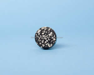 Perilla de mármol de latón cepillado de diseño de calidad superior, perilla de gabinete de puerta metálica y de mármol de lujo, manija hecha en India - Product Image 3