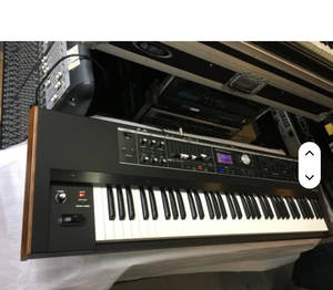 Teclado Sintetizador Roland V-combo Vr-730 de Alto Rendimiento, Nuevo, Venta al por Mayor - Product Image 1