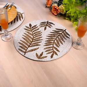 Set de table de luxe fait main avec perles blanches brodées et dos en satin pour la décoration de la maison et de mariages – Polyvalent et facile d'entretien - Product Image 4