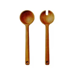Ensemble de cuillères à salade en bois brun, ensemble de serveurs à salade en bois naturel avec 2 spatules, ustensiles durables faits à la main - Product Image 1